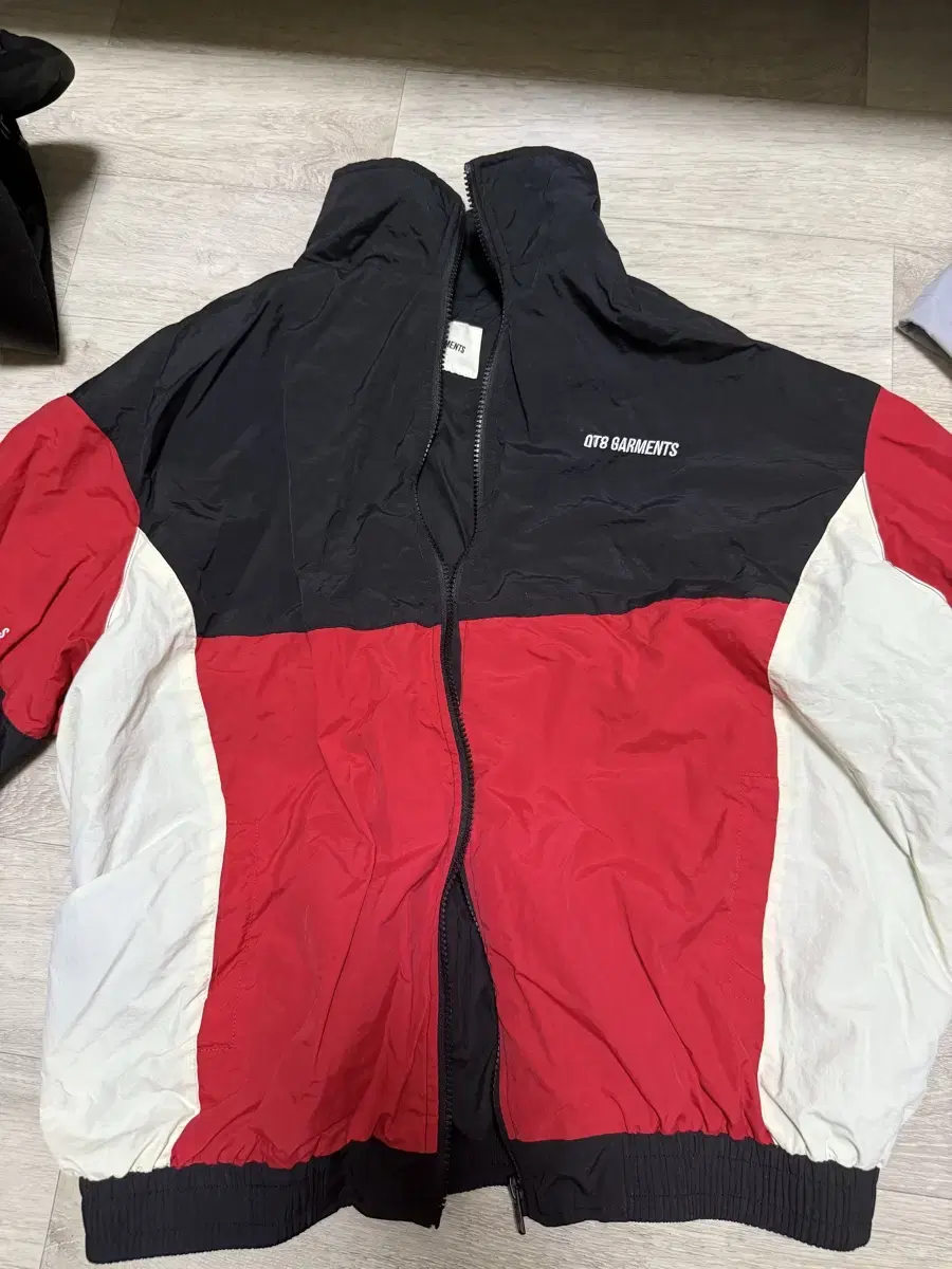 QT8 garments QT8 Windbreaker