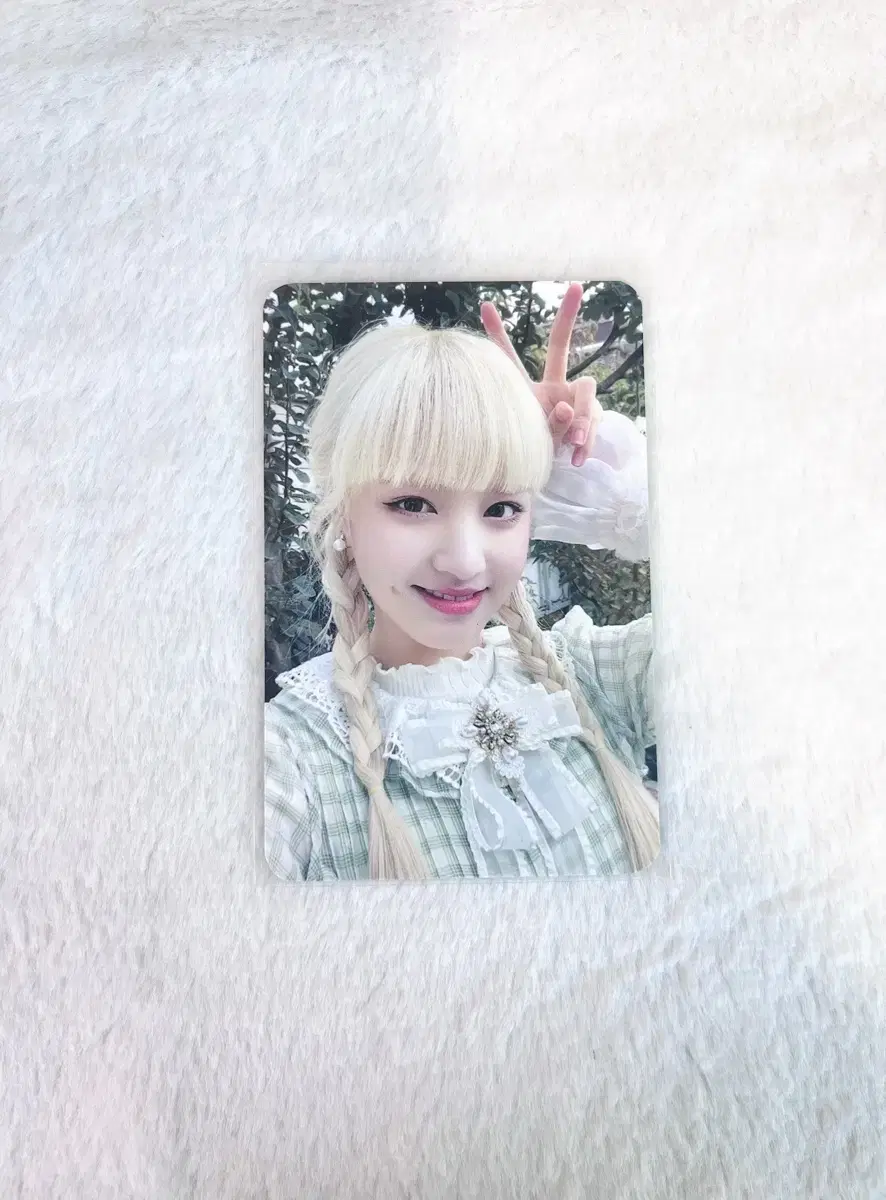 ive liz 2022 season's greetings soundwave Sacon photocard pre-order benefit WTS