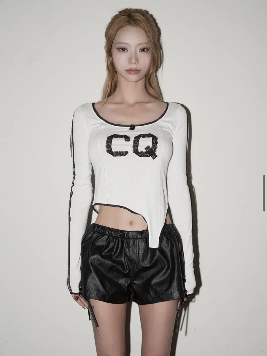 체리퀴리 CQ lace unbal sleeve - white