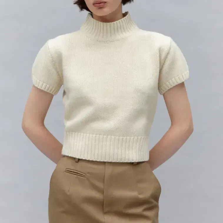 아우브아워 aubour wool half turtle neck knit