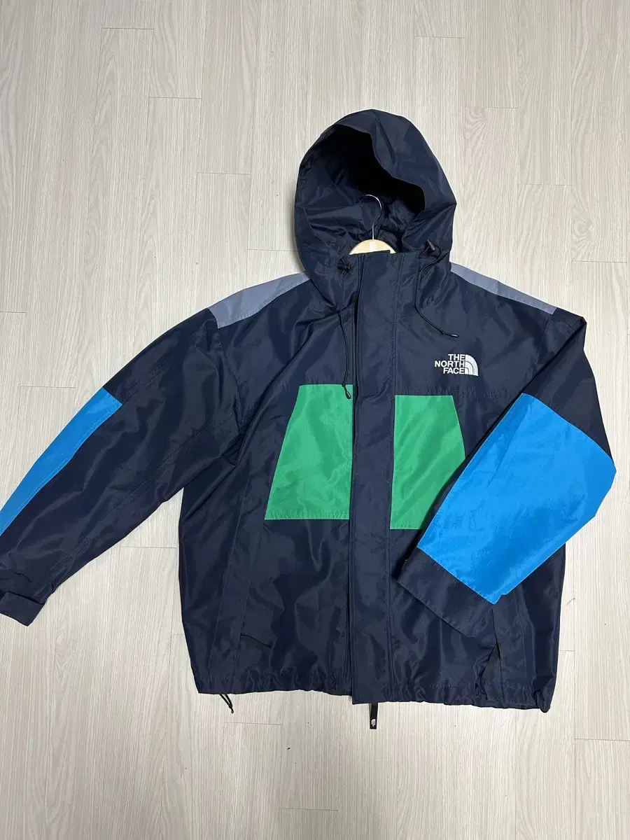 The North Face Novelty High Mountain Eco Jacket L(100)