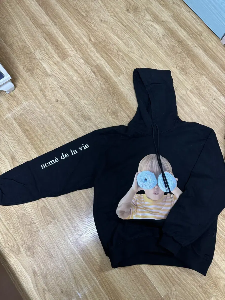 Akhmedravi Hoodie