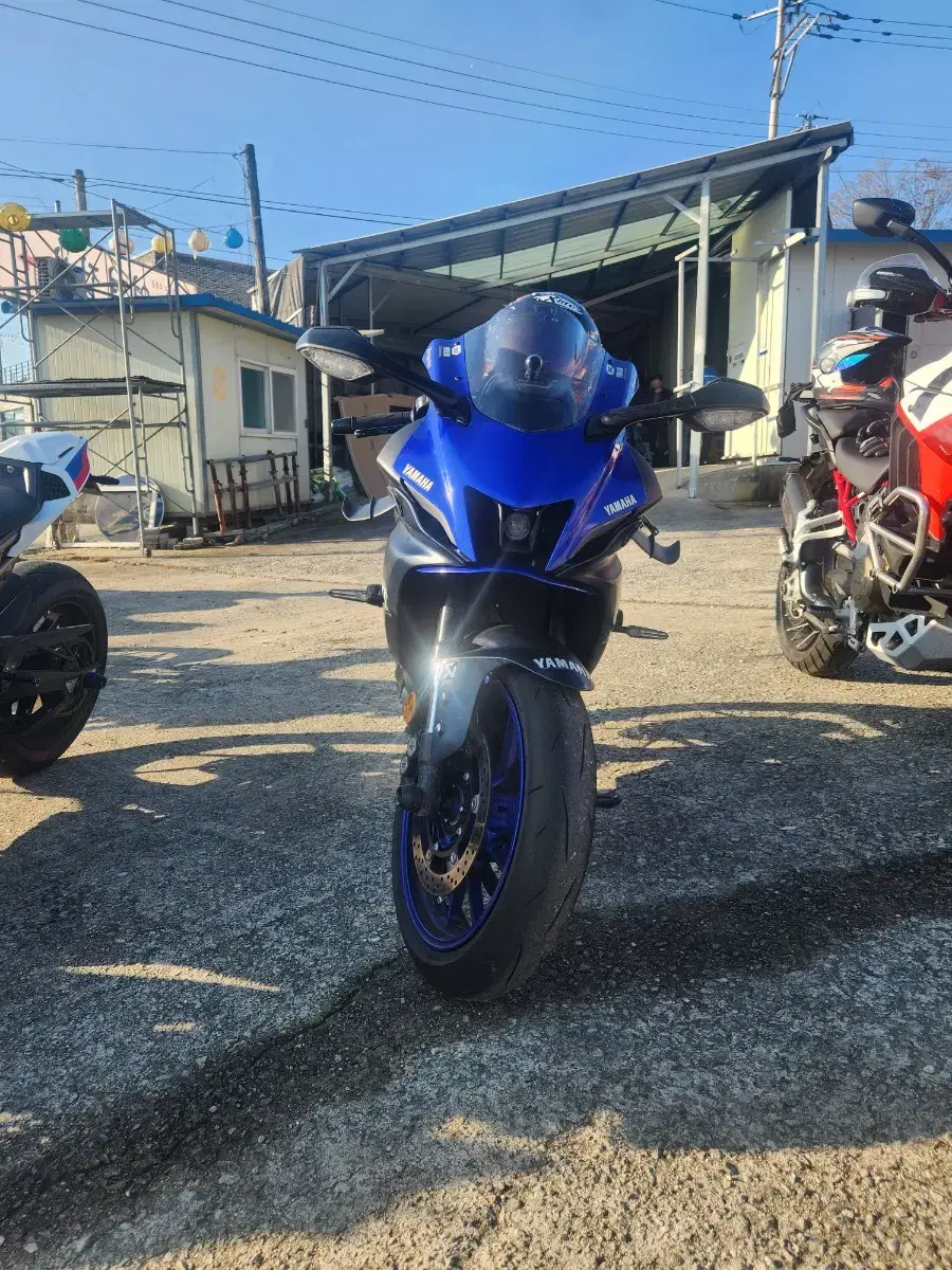 22년식 야마하 yzf-r7 판매합니다