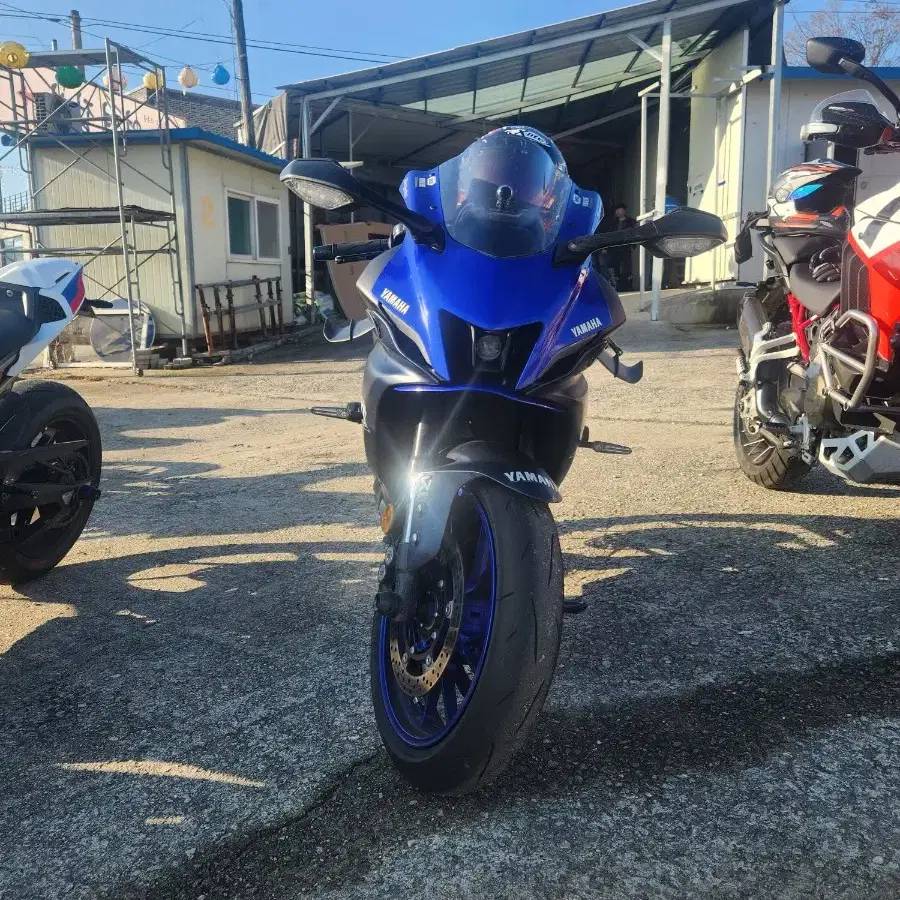 22년식 야마하 yzf-r7 판매합니다