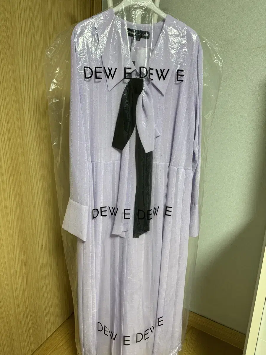 듀이듀이(Dew e dew e)