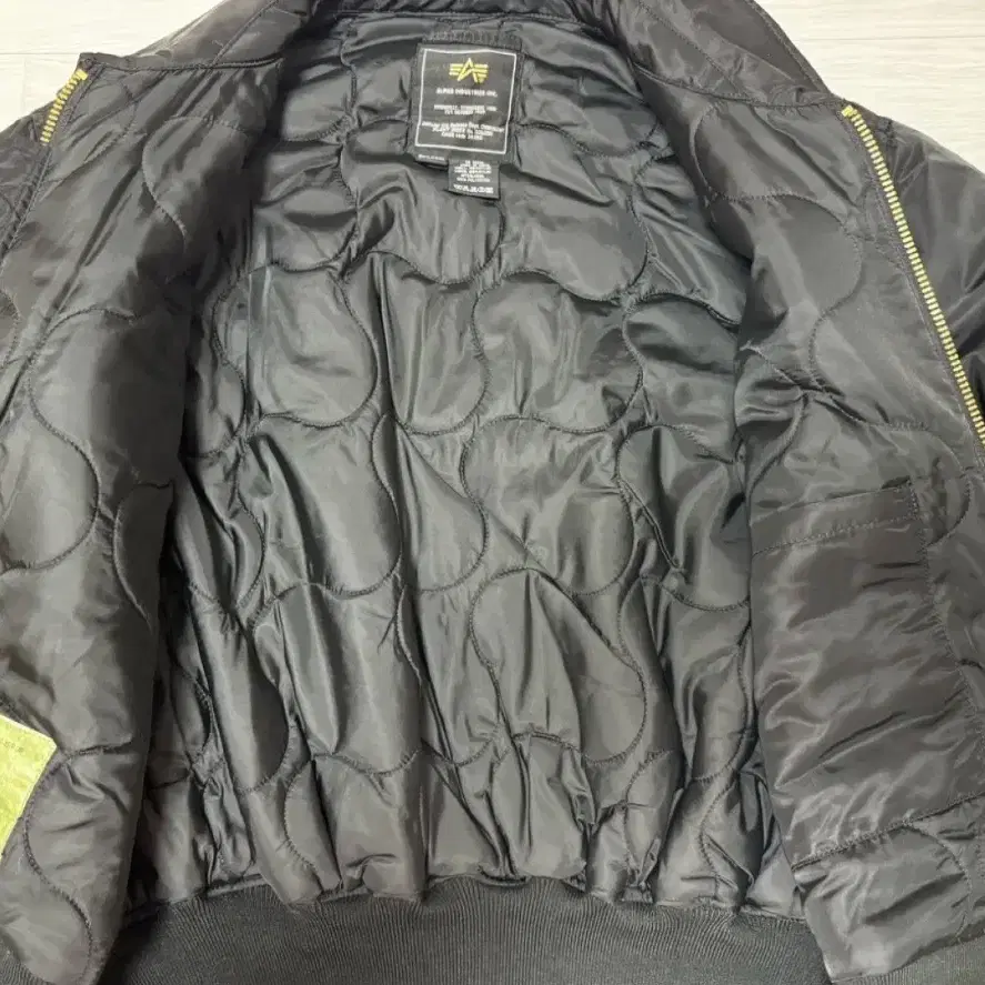 엠에이원 항공잠바 블랙 ma1 cwv 45/p flight jacket