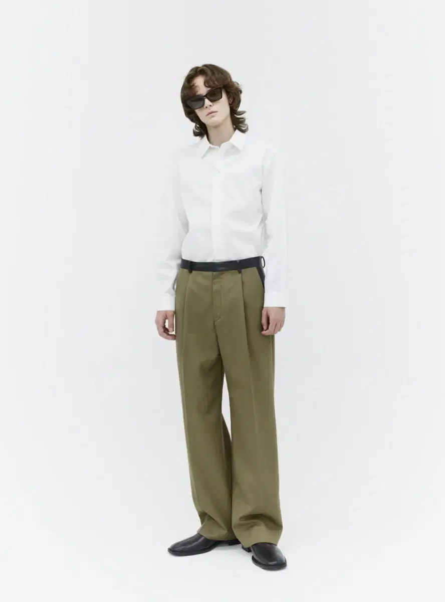 라벨아카이브 leather paneled wide fit pants