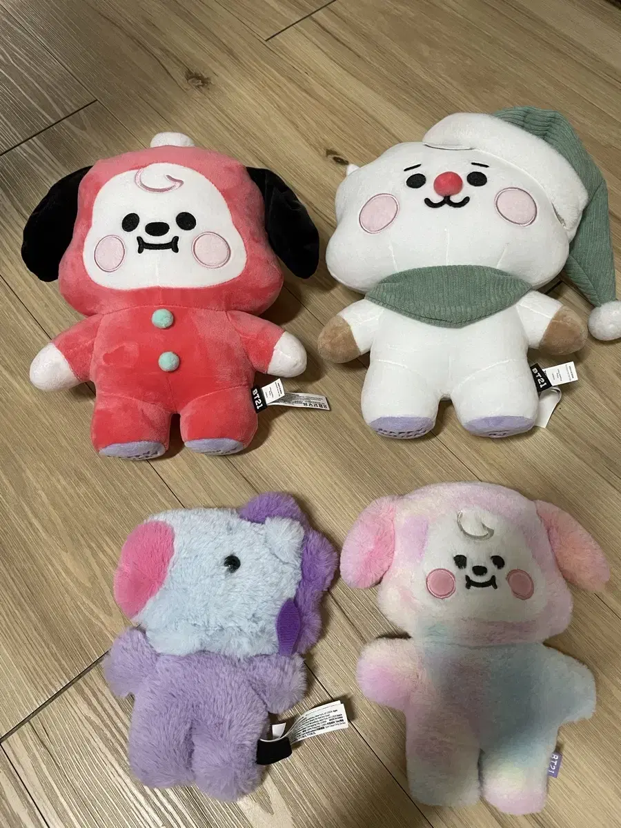 BT21 인형 일괄