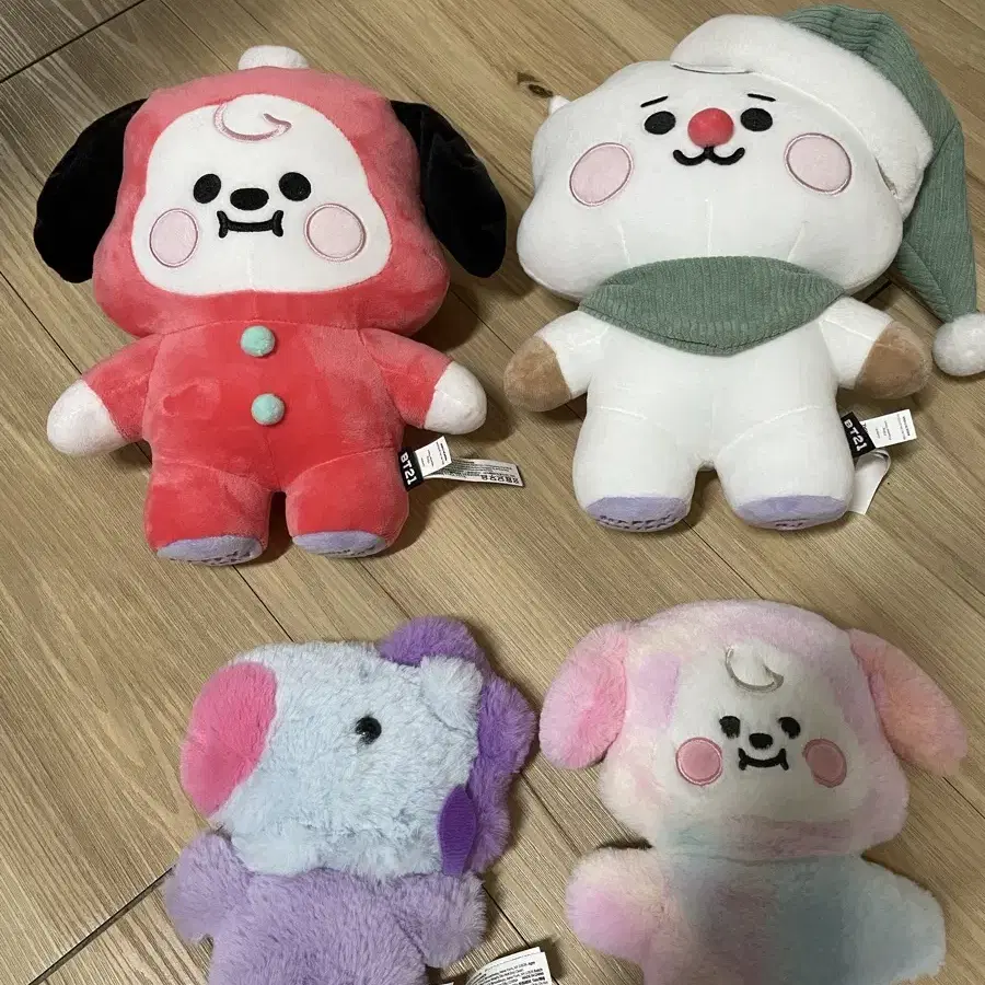 BT21 인형 일괄