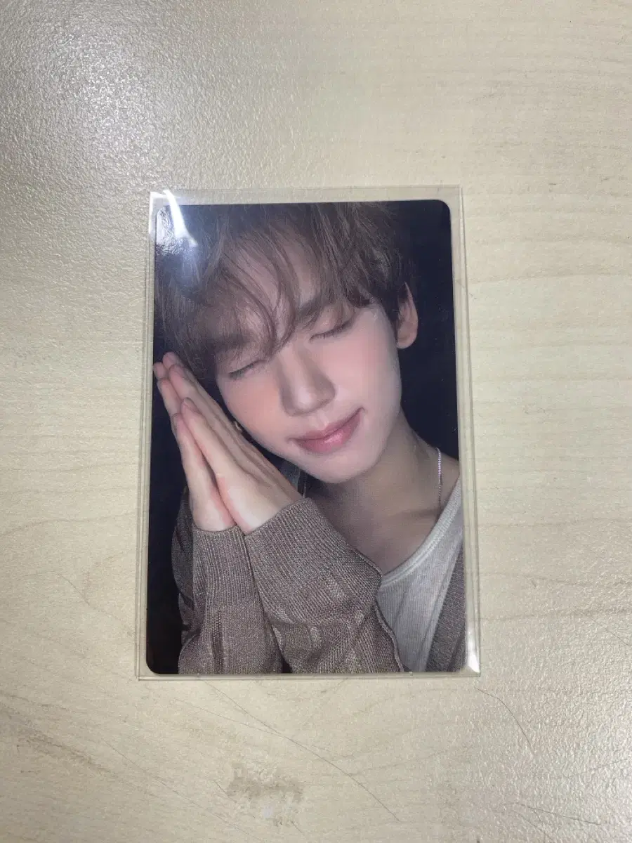 Goodnight baby han yujin photocard