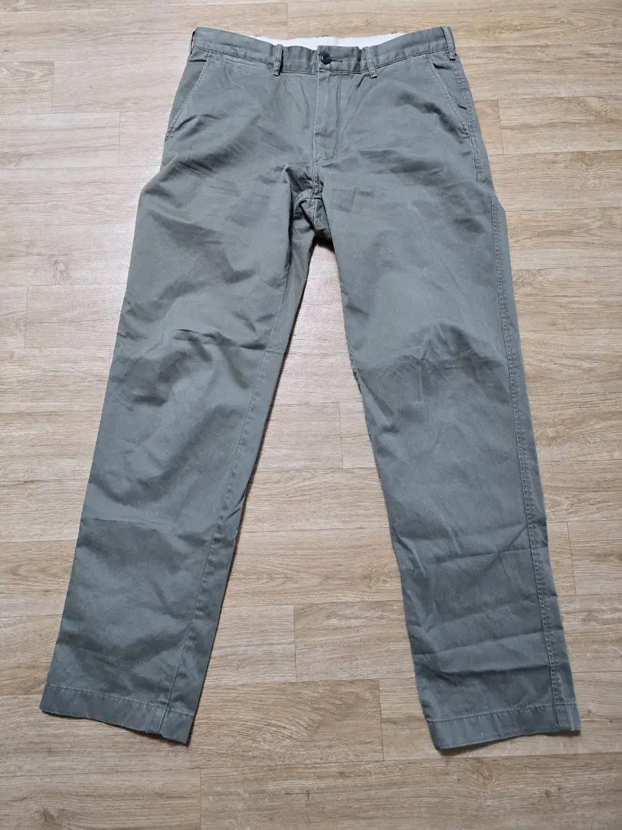 Uniqlo Cotton pants khaki