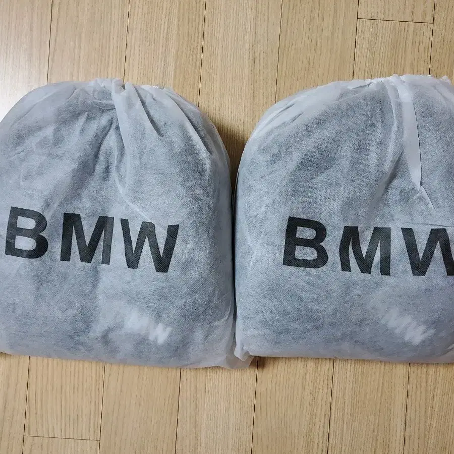 BMW 텀블러 목쿠션