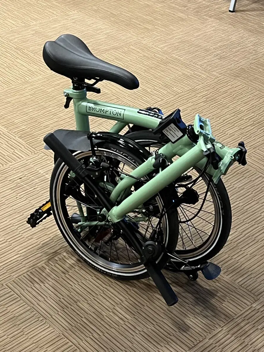 Brompton C-line 23 year old Machagreen Vahn (san sea sport genuine) for sale