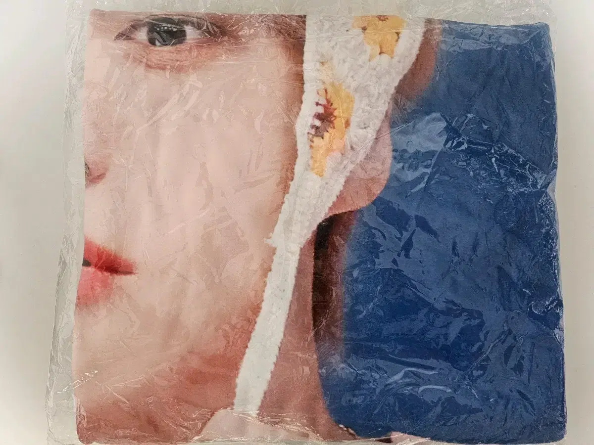Monsta x minhyuk blanket