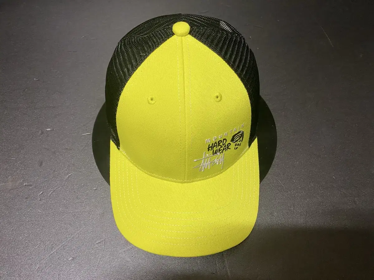 stussyxmountain hardwear cap