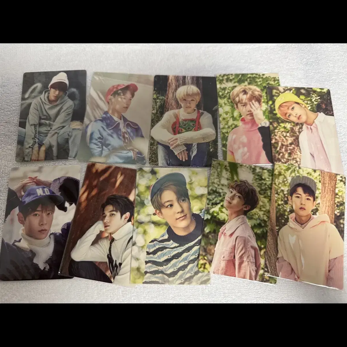 NCT nct 2018 seasons greetings photocard (JisungChenleMarkDoyoungTaeyongJenoJaeminRenjun etc)