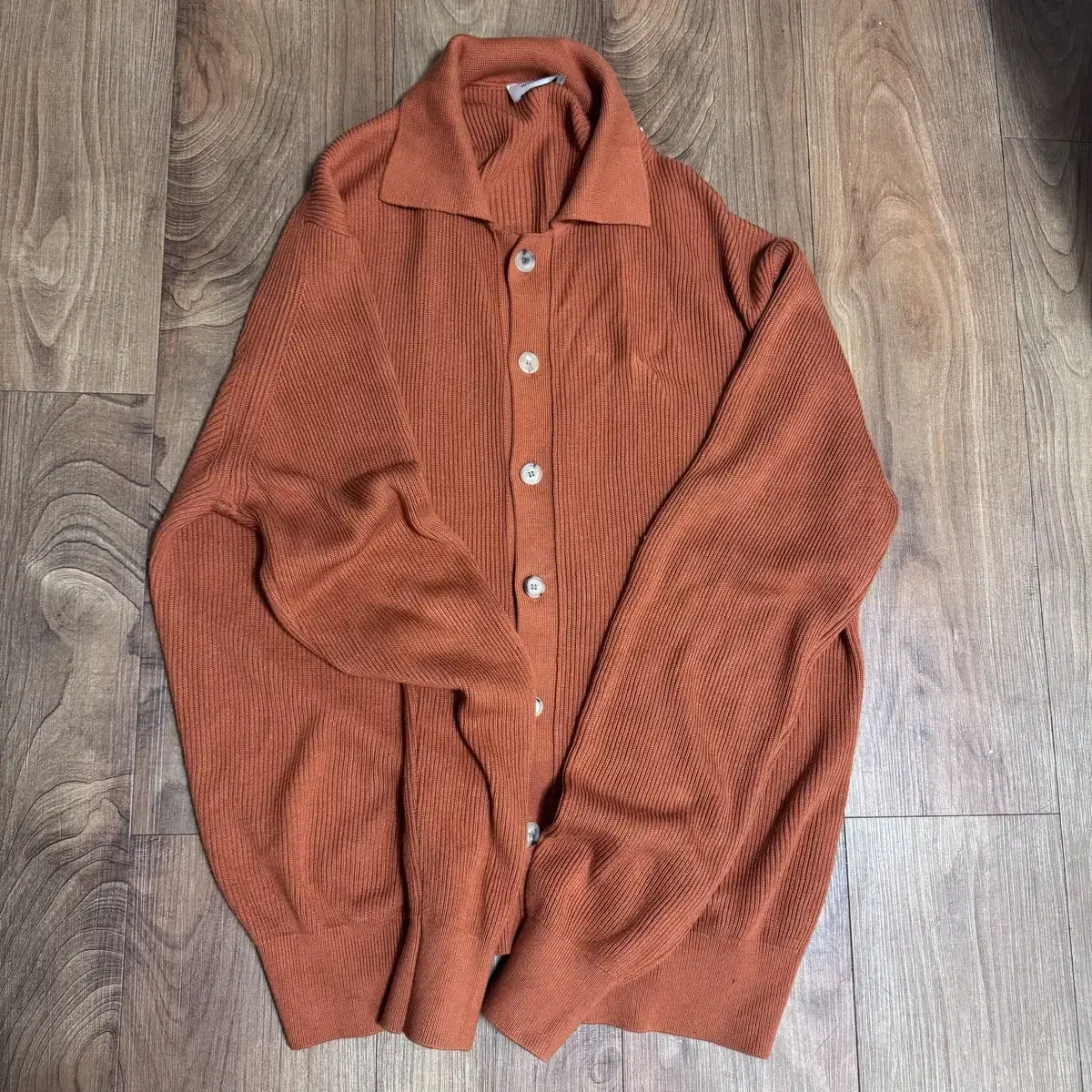 In-the-Low Carrot Cardigan 3