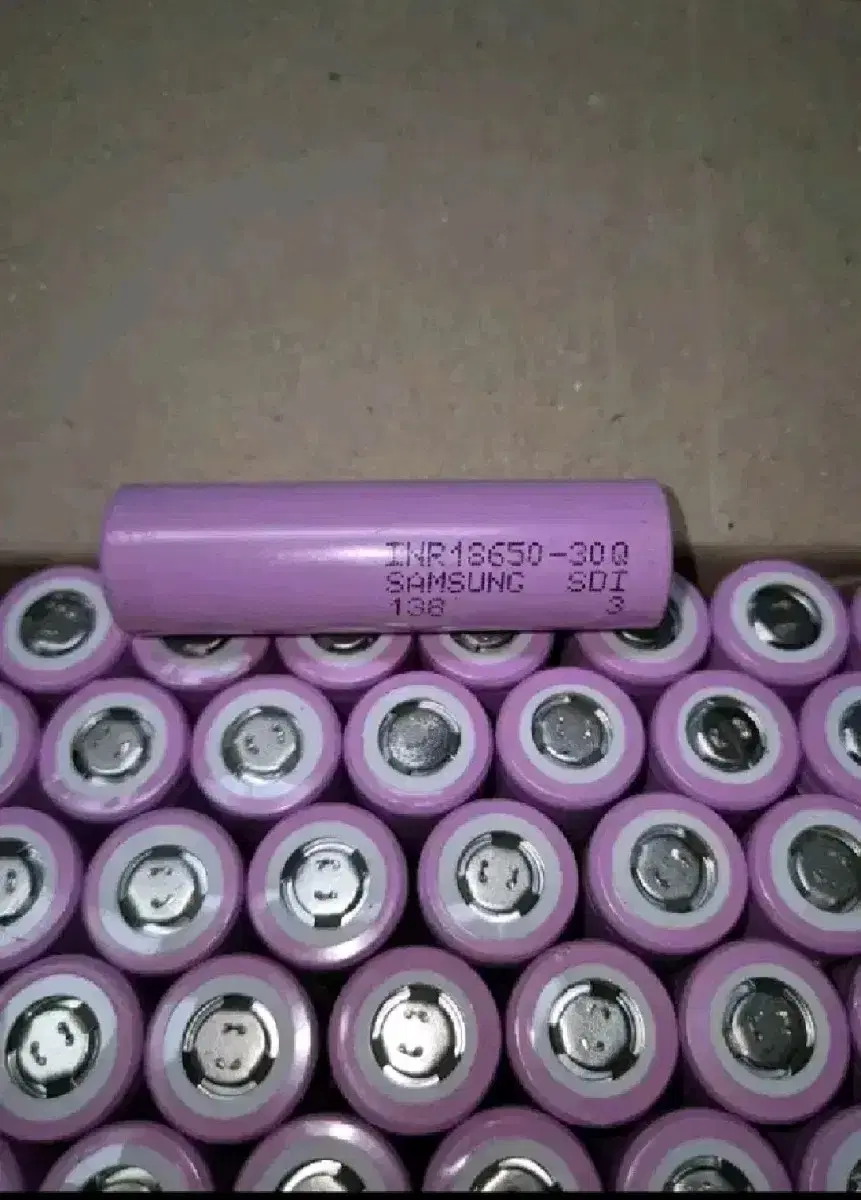 18650 SDI 고방전  30Q 3000mAh  30개