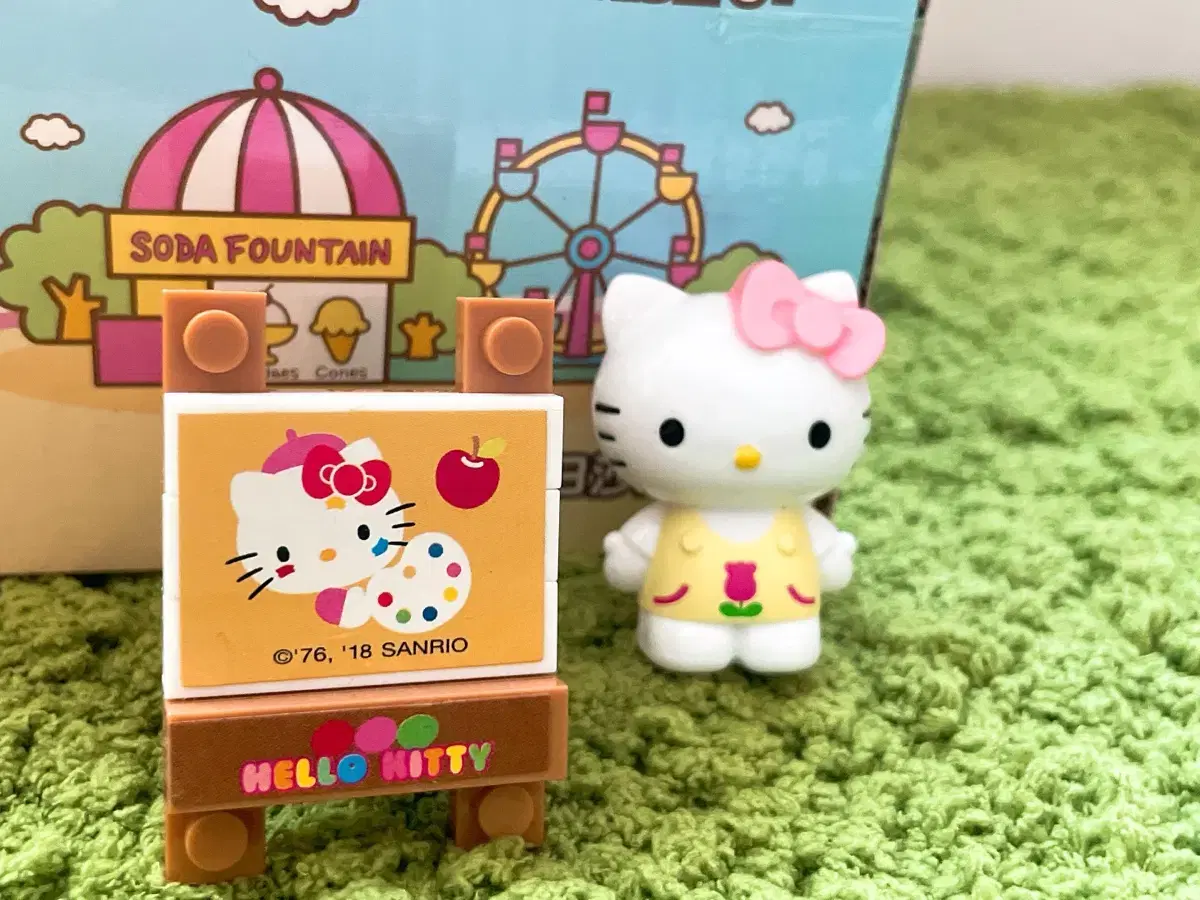 (!!!Discount!!!) Kitty LEGO Block Figure