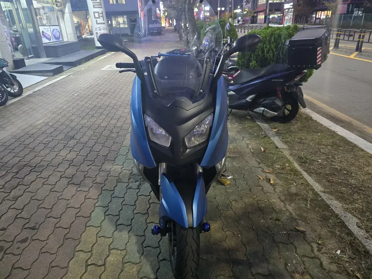 부산 BMW c600s