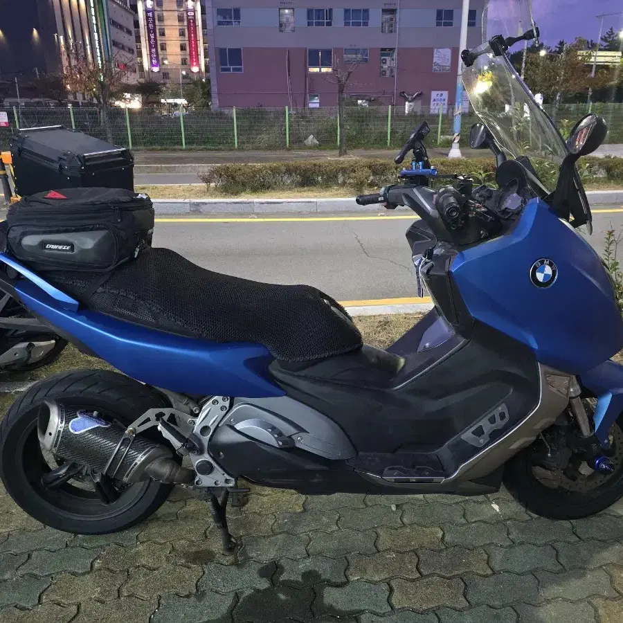 부산 BMW c600s