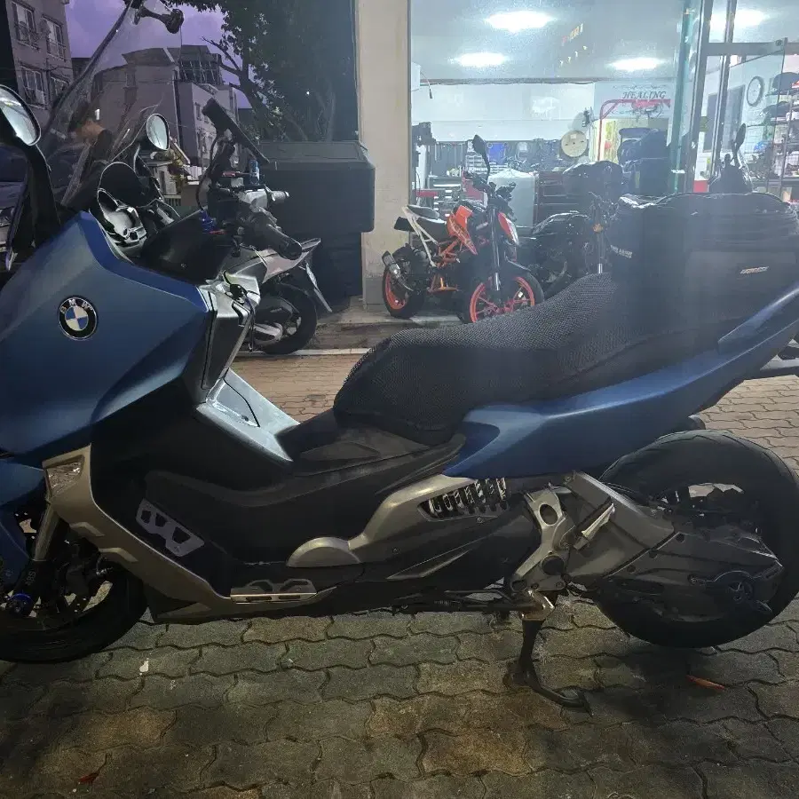 부산 BMW c600s