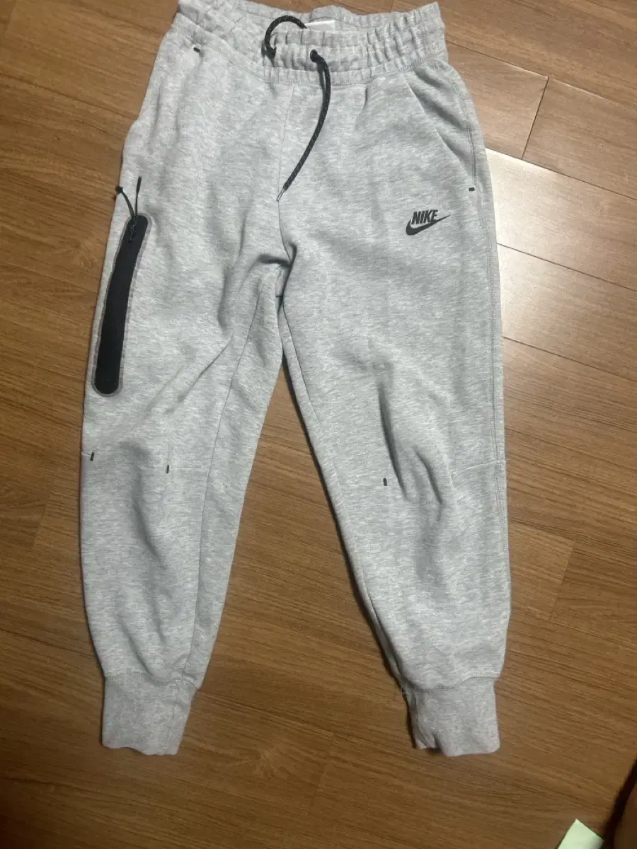 Nike TechPack Pants