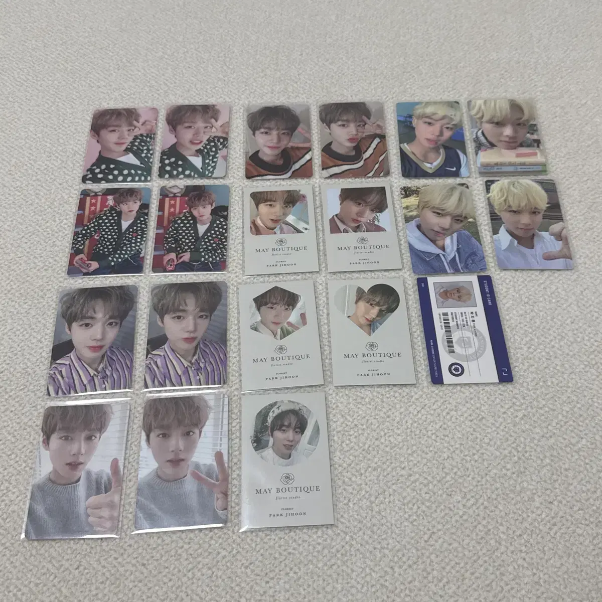 Park Jihoon 2021 season's greetings Fan Kit 1st 2nd photocard Photo Card