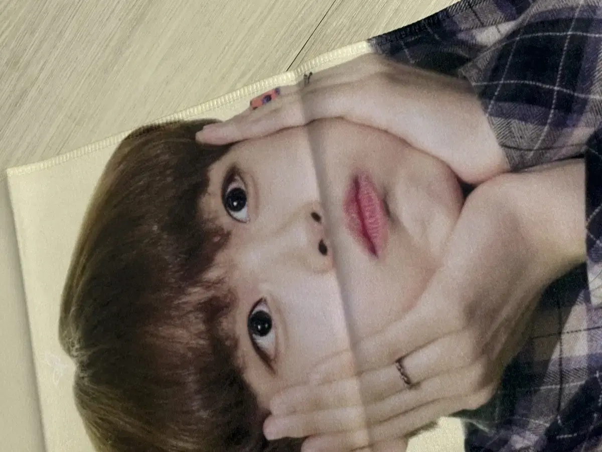 Cravity song hyeong jun slogan sell WTS