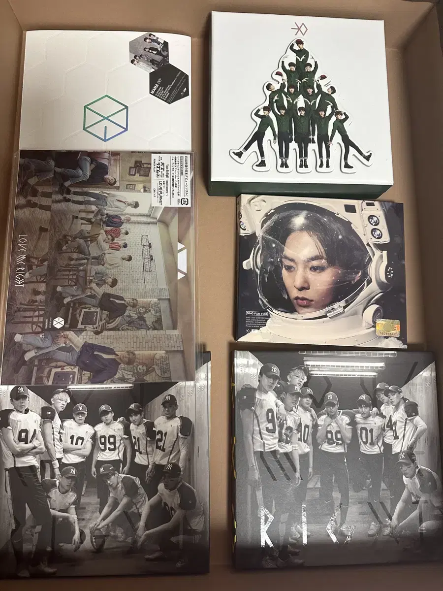 Exo album Sells merchandise bulk 