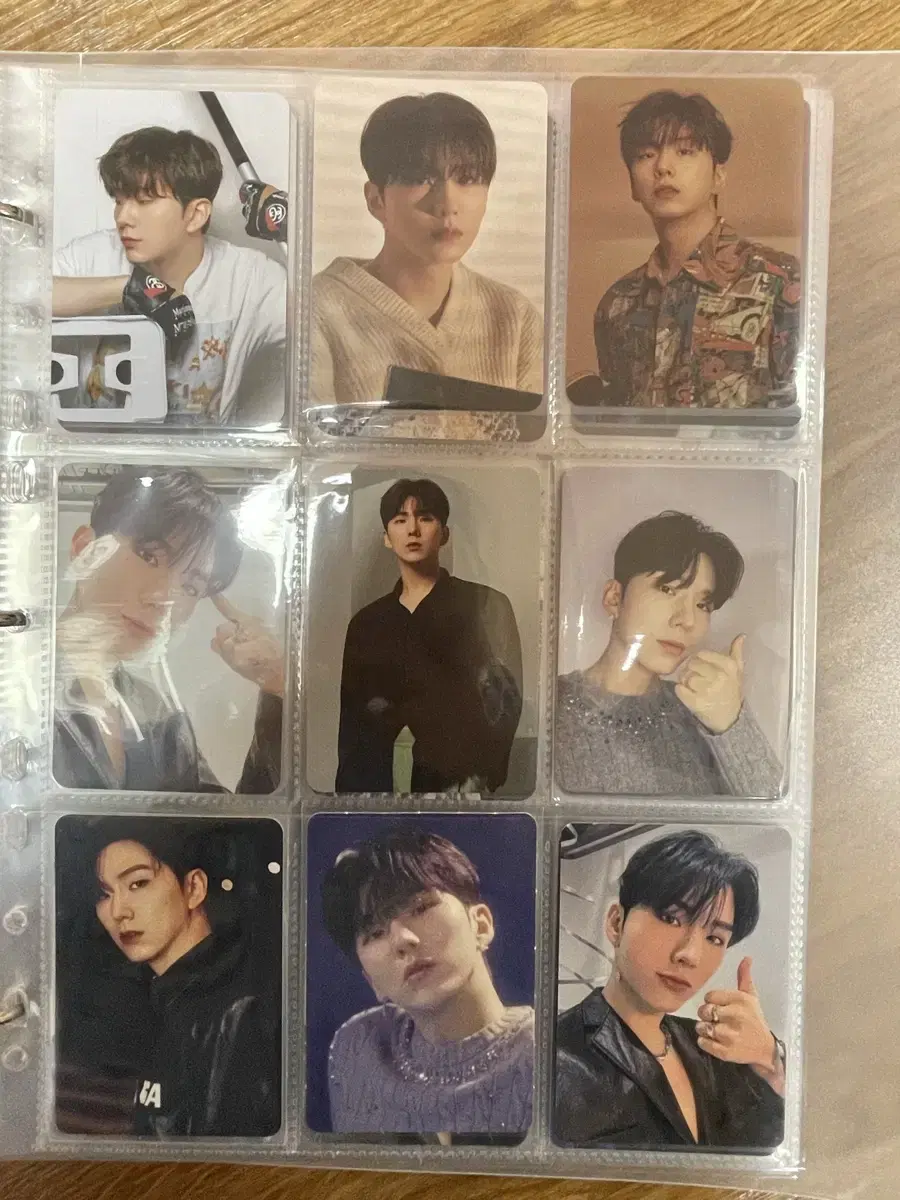 Sell Monsta X photocard 