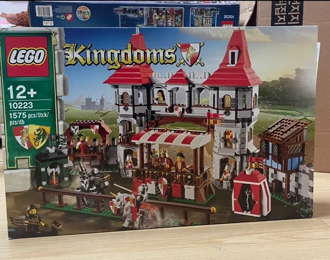 LEGO 10223 Castle Kingdom Duel of the Kingdoms MISB