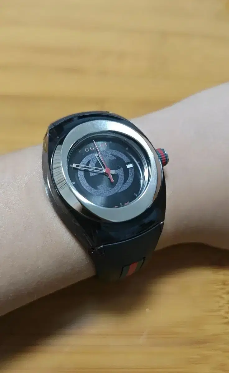 G U C C I  쿼츠 무브먼트 블랙 다이얼 36mm