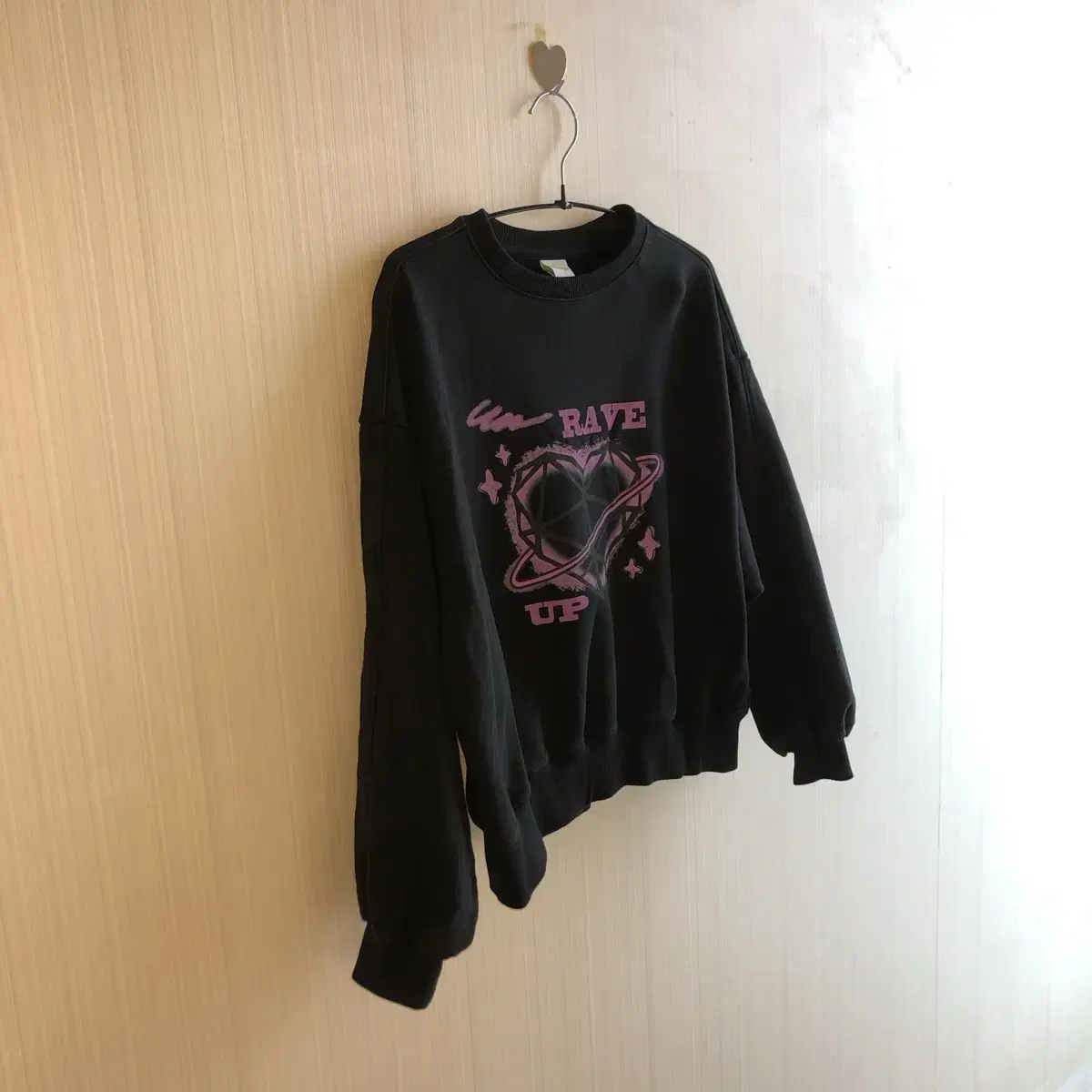 Vintage Rave black pink heart mtm