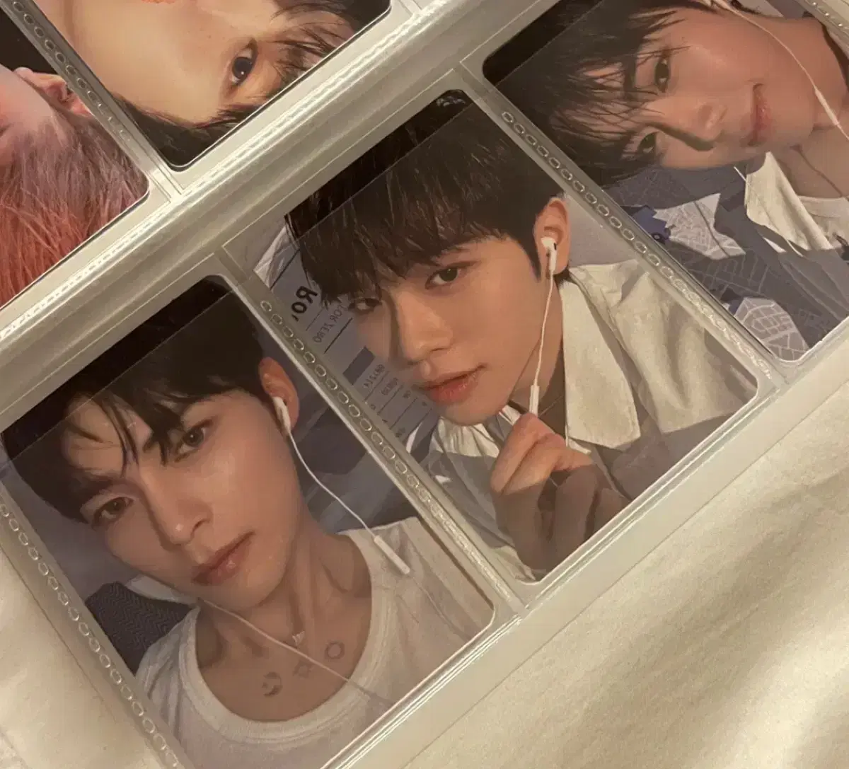 ZB1 sung hanbin kim taerae park gunwook photocard wts Earphones Pop Up