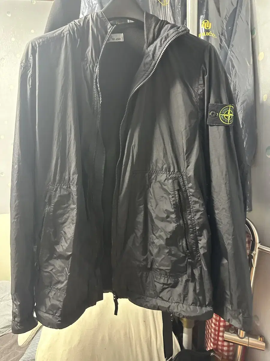 23SS Stone Island Crinkleclasp Nylon Hooded Jacket Windbreaker L