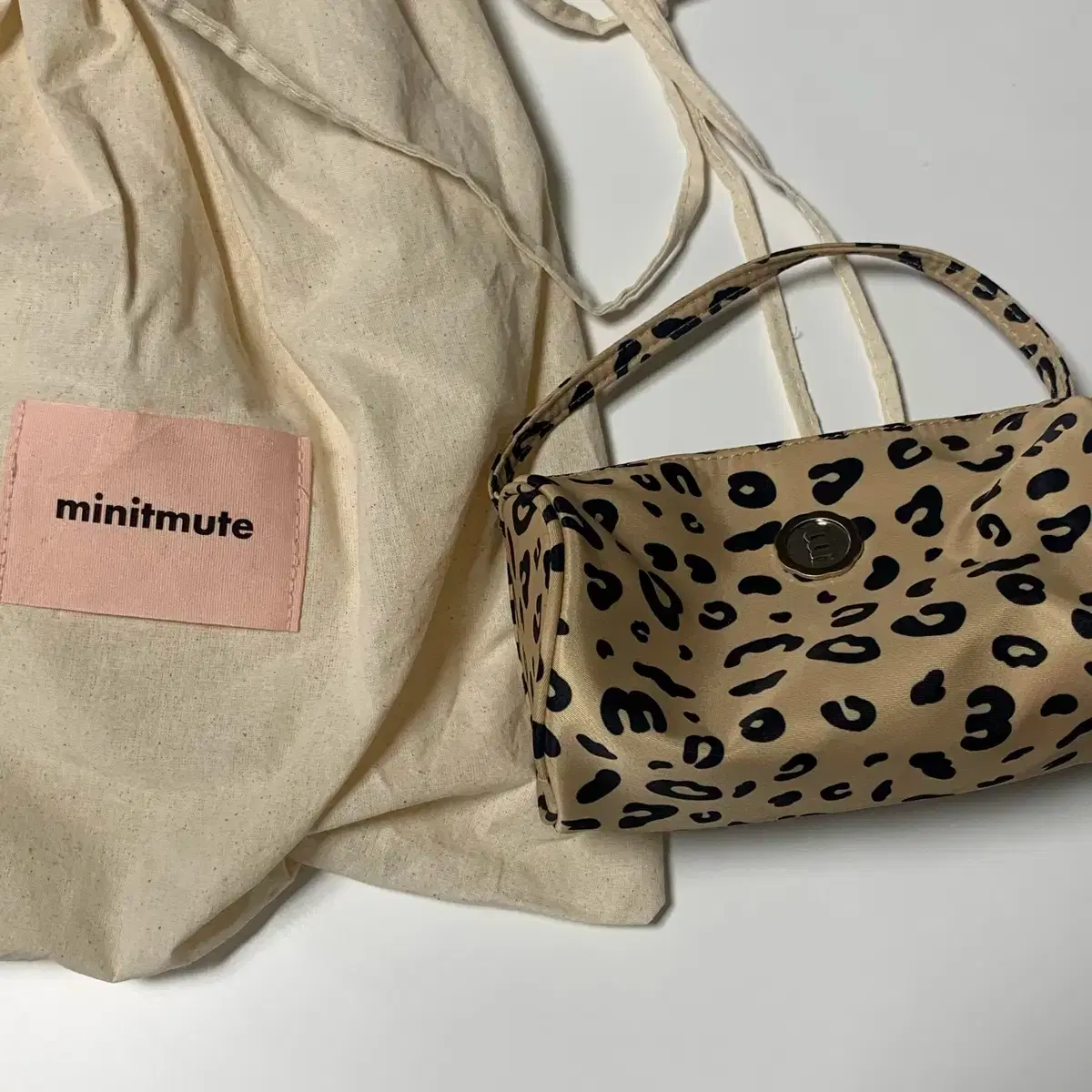 minitmute CLO CIRCLE LEOPARD MINITMUTE | 미닛뮤트 minitmute CLo