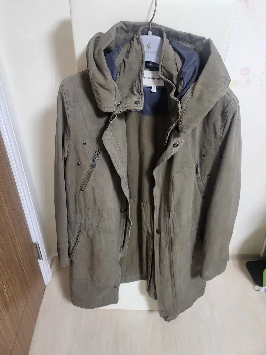 Emporio Armani Jumper Coat (100)