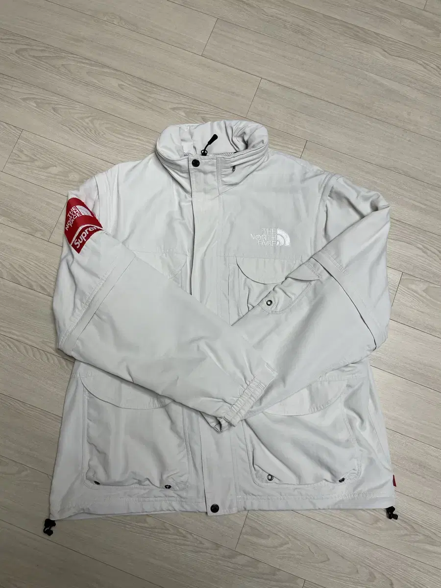 The North Face Supreme Tracking Convertible Jacket, brand new (size L), for sale!