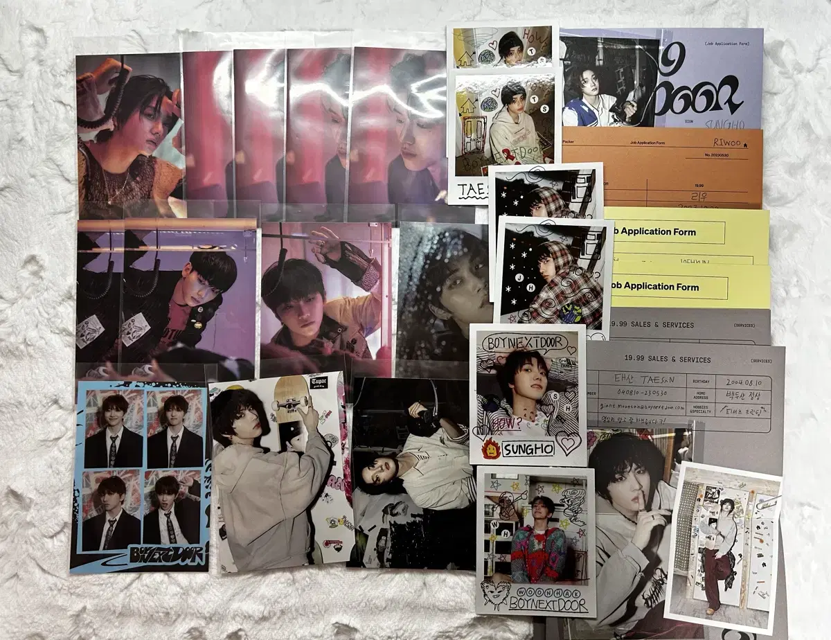 boynextdoor postcard,pola,resume wts