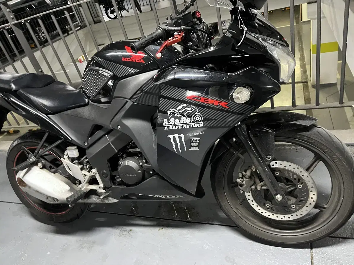 Cbr125