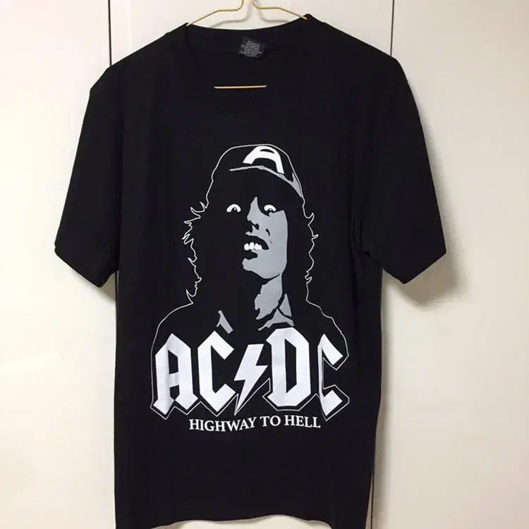 ACDC 반팔티 (새제품)