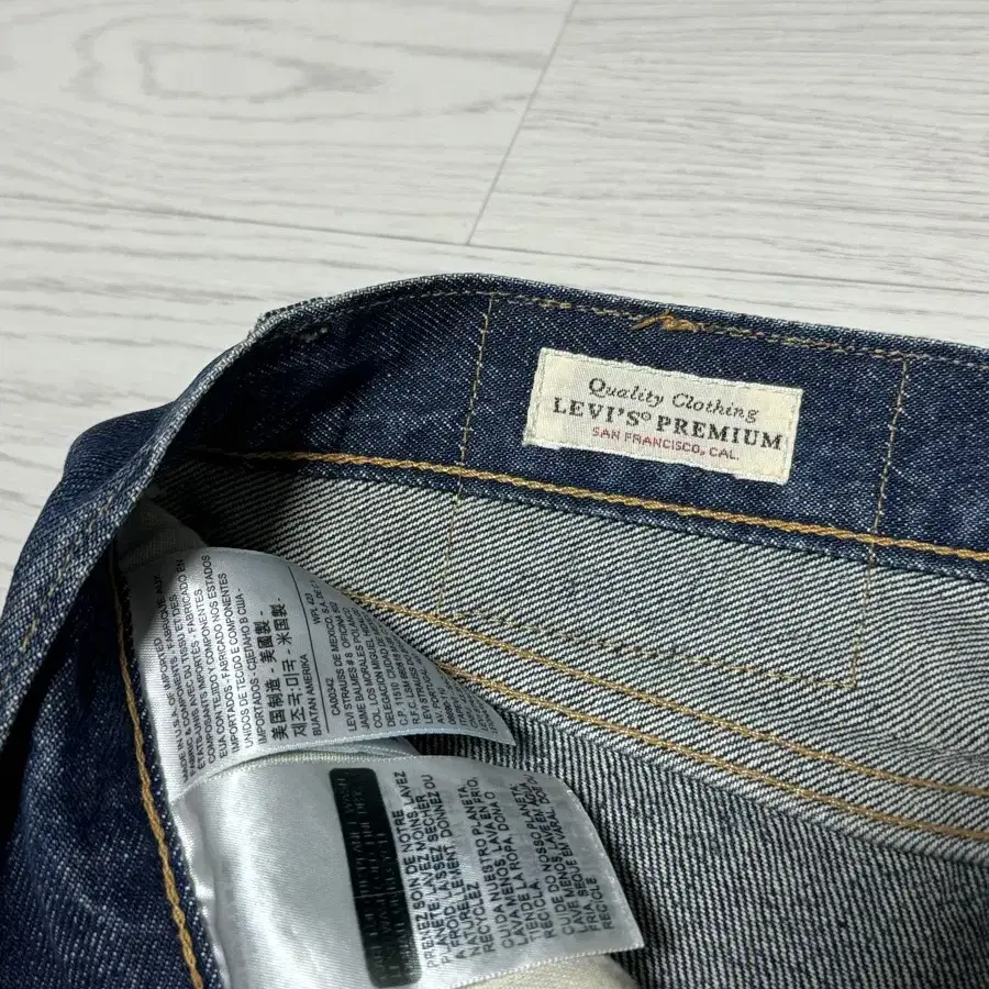 LVC 501 29X32 셀비지 데님 Made in USA