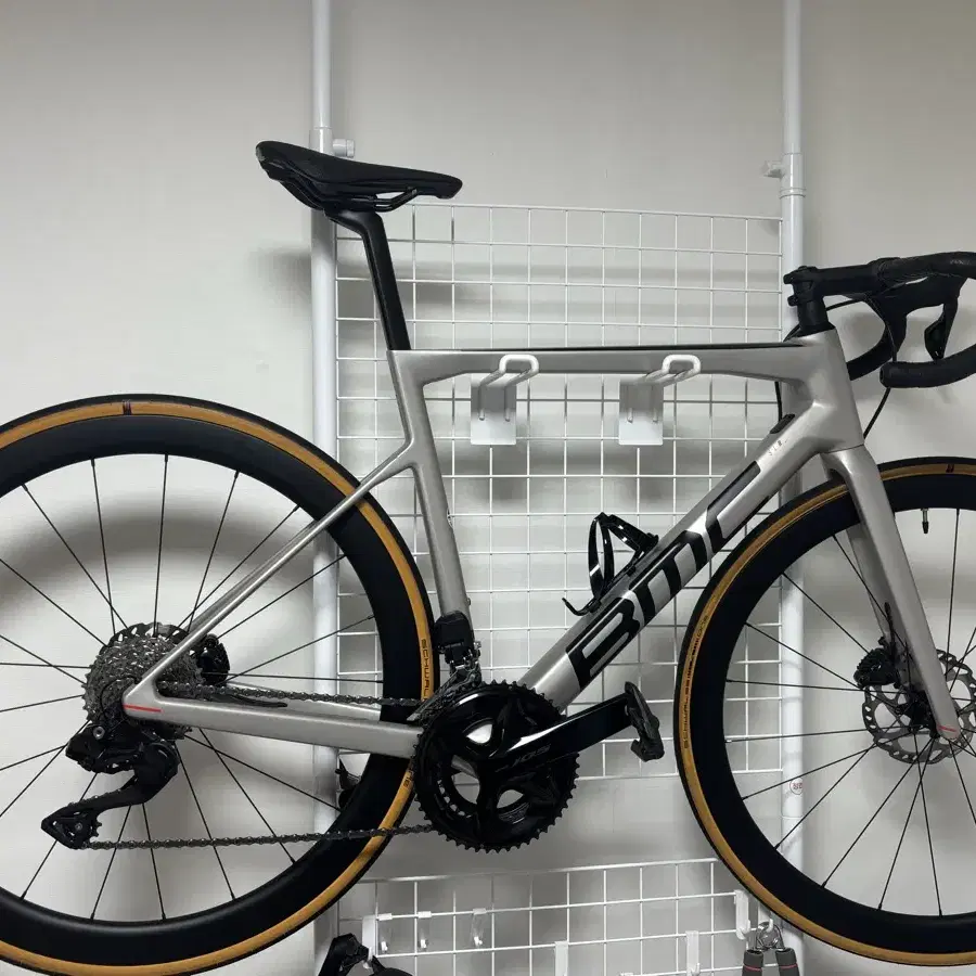 미사용 BMC slr5 105di2 23년식