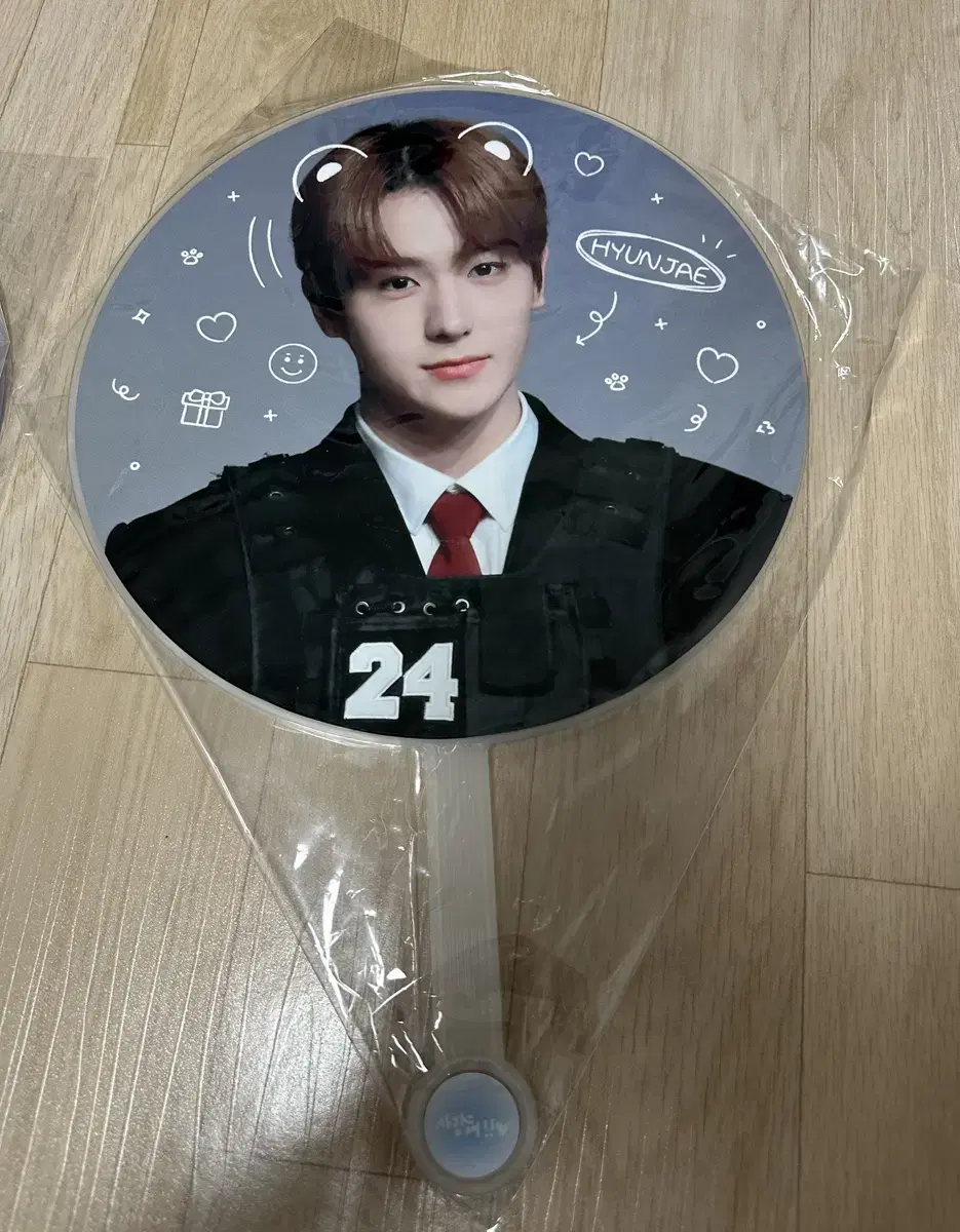 The Boyz hyunjae sealed wuchiwa WTS