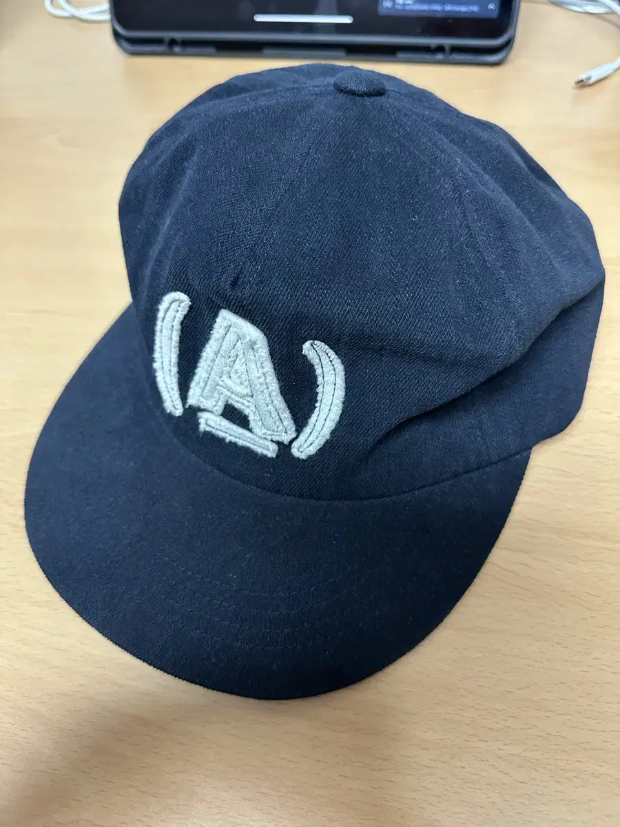 아노니모아노니마 모자 A Patch cap navy팝니다