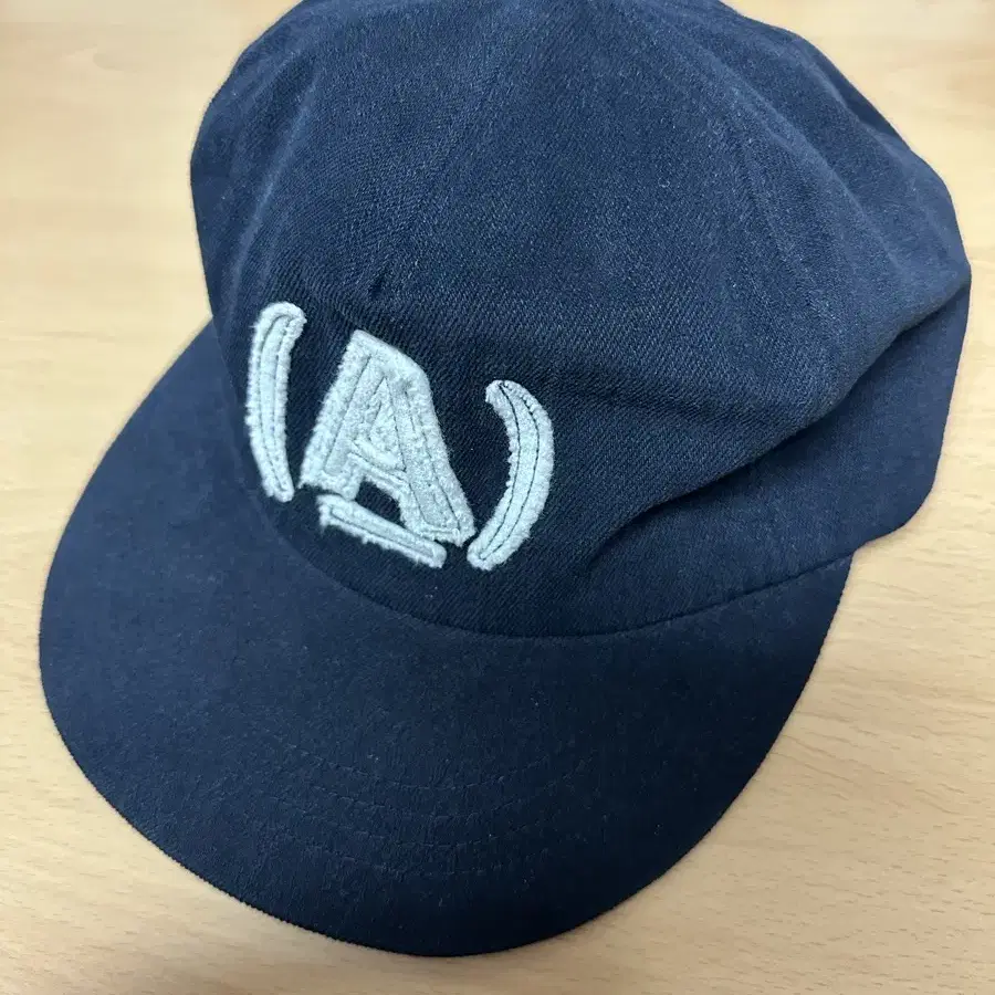 아노니모아노니마 모자 A Patch cap navy팝니다