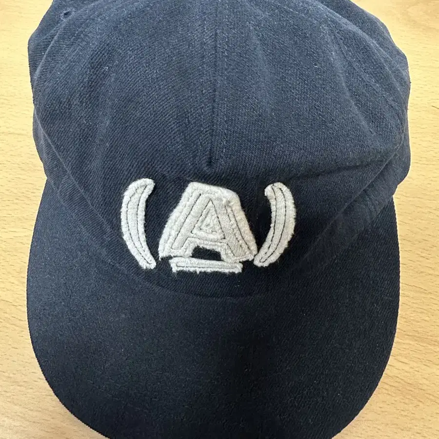 아노니모아노니마 모자 A Patch cap navy팝니다