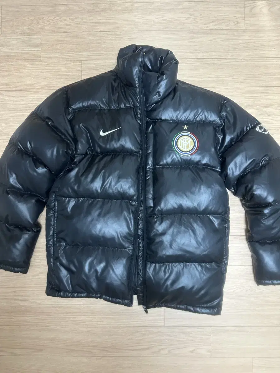 Nike Inter Milan glossy duck down padded L Quick sale!!!