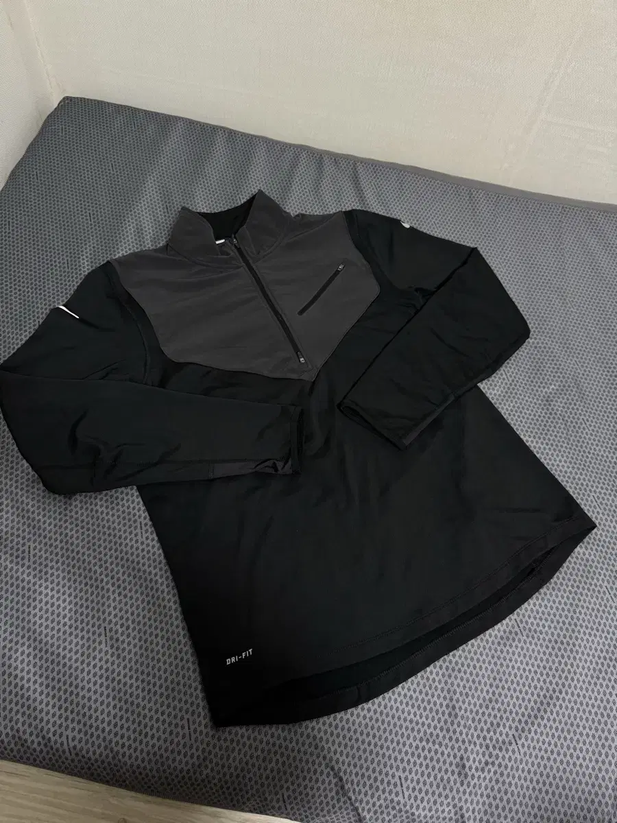 Nike Vahn Zip-Up Drill Top XL